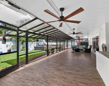 1571 Se 24th Avenue - Photo Thumbnail 18