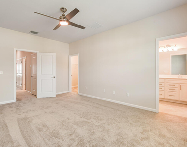 1841 Se Roxy Way - Photo Thumbnail 18