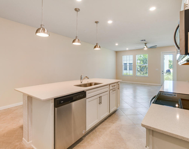 1841 Se Roxy Way - Photo Thumbnail 12