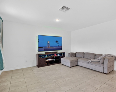 4954 Armina Place - Photo Thumbnail 8