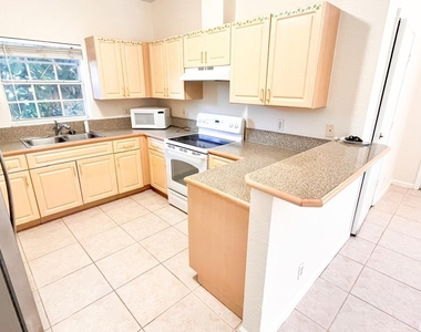 1434 Hawthorne Place - Photo Thumbnail 1