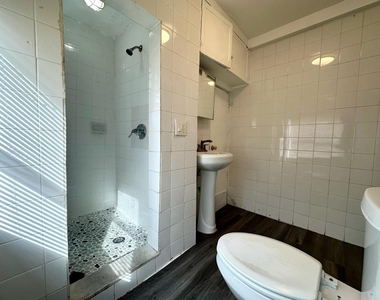 1000 W Lakewood Road - Photo Thumbnail 6