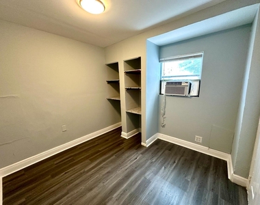 1000 W Lakewood Road - Photo Thumbnail 3