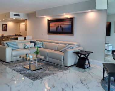1360 S Ocean Boulevard - Photo Thumbnail 12