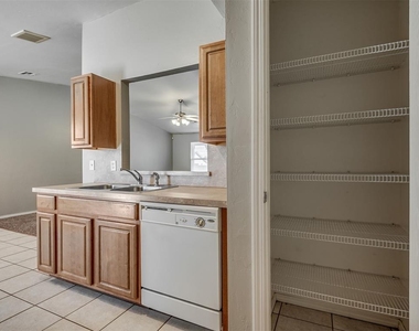 9728 Sw 27th Street - Photo Thumbnail 13