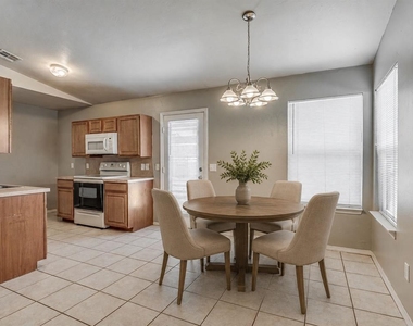 9728 Sw 27th Street - Photo Thumbnail 14