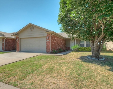 9728 Sw 27th Street - Photo Thumbnail 1
