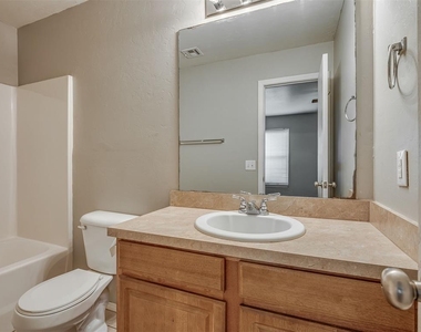 9728 Sw 27th Street - Photo Thumbnail 20