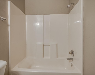 9728 Sw 27th Street - Photo Thumbnail 27