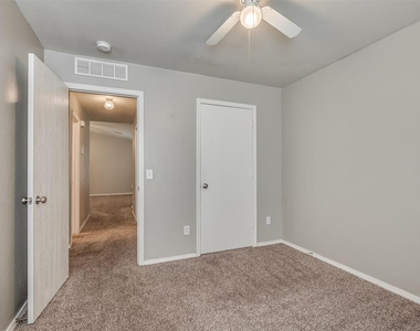 9728 Sw 27th Street - Photo Thumbnail 29