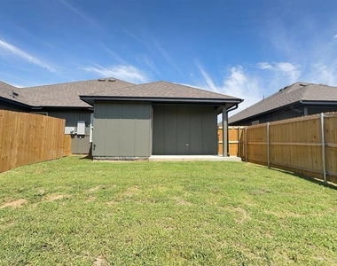 11517 University Drive - Photo Thumbnail 18