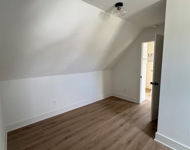 2903 Clyde Drive - Photo Thumbnail 19