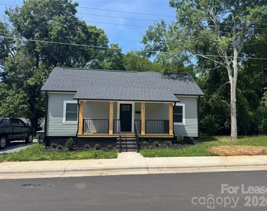 331 E Lowrance Avenue - Photo Thumbnail 1