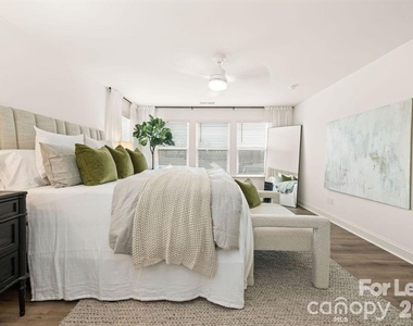 3308 Glade Drive - Photo Thumbnail 15