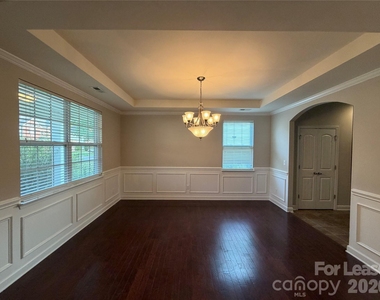 2002 Fripp Lane - Photo Thumbnail 1