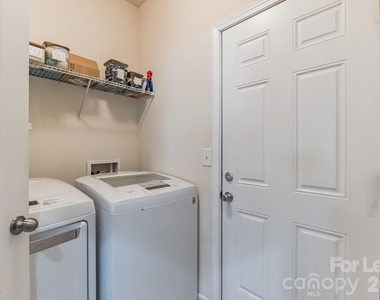 5826 Castlecove Road - Photo Thumbnail 20