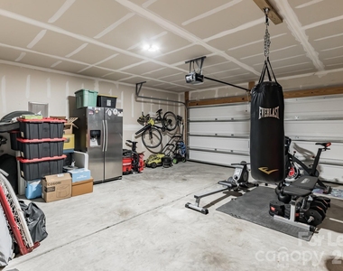 5826 Castlecove Road - Photo Thumbnail 28