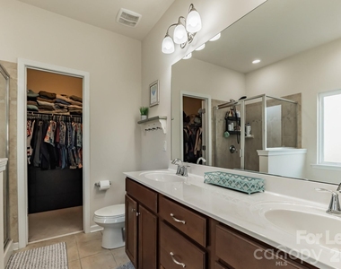 5826 Castlecove Road - Photo Thumbnail 14