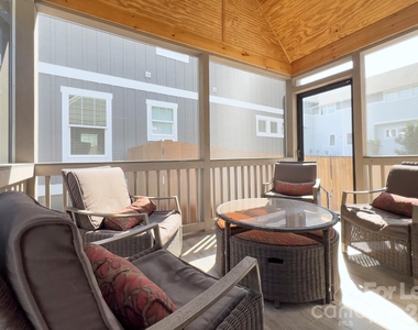 709 Baldwin Avenue - Photo Thumbnail 23