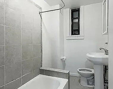  St Marks Place - Photo Thumbnail 10