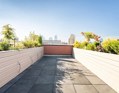 228 North 7th Street - Photo Thumbnail 4