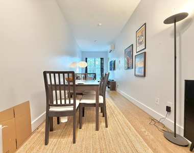 99 Varet Street - Photo Thumbnail 4