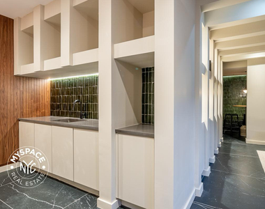 654 Madison Street - Photo Thumbnail 7