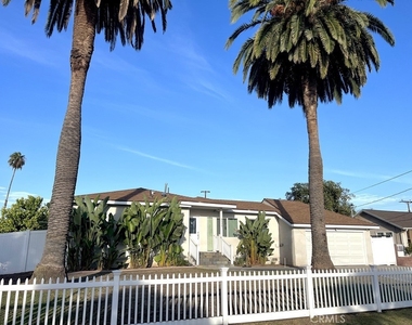 6628 N Golden West - Photo Thumbnail 26