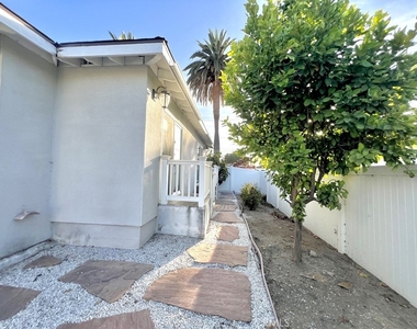 6628 N Golden West - Photo Thumbnail 24