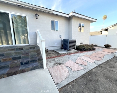 6628 N Golden West - Photo Thumbnail 20