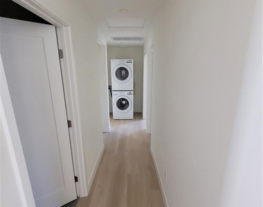 8321 Quartz Avenue - Photo Thumbnail 3