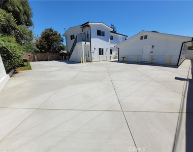 8321 Quartz Avenue - Photo Thumbnail 9