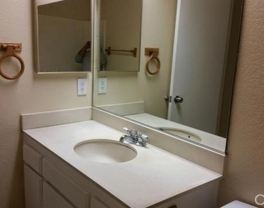 16015 Pioneer Boulevard - Photo Thumbnail 9