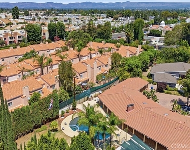 5200 White Oak Avenue - Photo Thumbnail 24