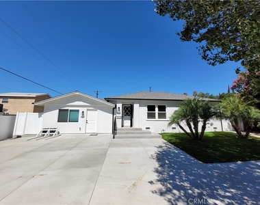 8321 Quartz Avenue - Photo Thumbnail 1