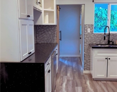 5779 Enfield - Photo Thumbnail 28