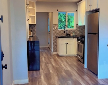 5779 Enfield - Photo Thumbnail 25