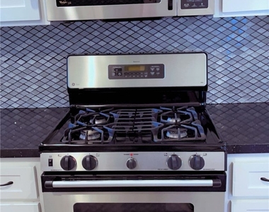 5779 Enfield - Photo Thumbnail 24