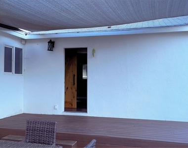 5779 Enfield - Photo Thumbnail 20
