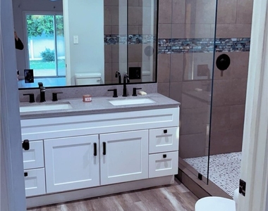 5779 Enfield - Photo Thumbnail 15