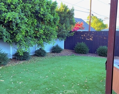 5779 Enfield - Photo Thumbnail 12