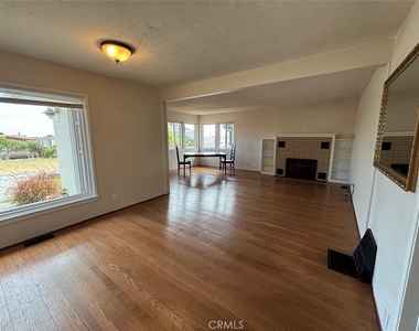 265 Chatham - Photo Thumbnail 11