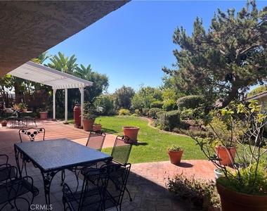 6747 Verde Ridge - Photo Thumbnail 36