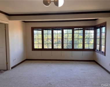 6747 Verde Ridge - Photo Thumbnail 31