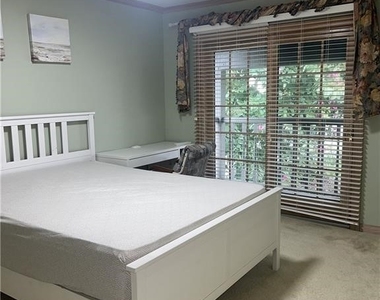 6747 Verde Ridge - Photo Thumbnail 19