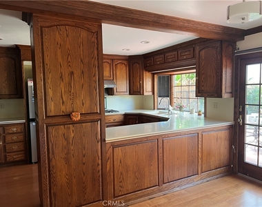 6747 Verde Ridge - Photo Thumbnail 8