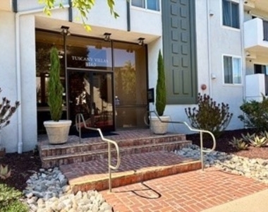8163 Redlands - Photo Thumbnail 13