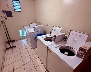 3300 W Orange Avenue - Photo Thumbnail 15