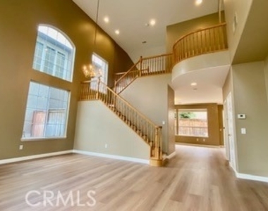 60 Northern Pine Loop - Photo Thumbnail 1