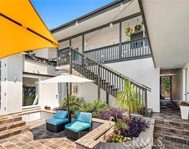326 N Coast - Photo Thumbnail 9